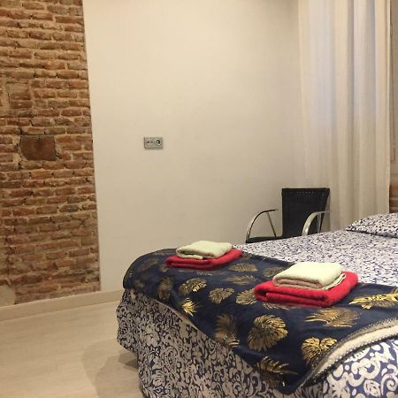 Apartamentos Carretas-Sol 2 Мадрид Екстериор снимка